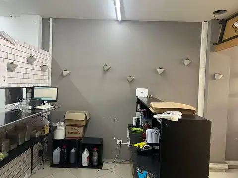 Local en Venta en Plaza San Martín, USD 350.000