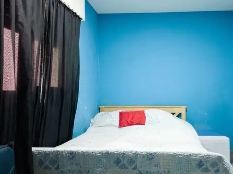 Casa 6 ambientes con 4 baños