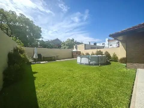 Casa en venta en Martinez 3 ambientes 2 baños