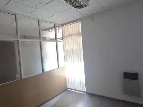 Oficina en Venta con 1 cochera