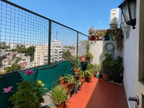Dpto 3 ambientes Luminoso Con balcón -APTO CRÉDITO