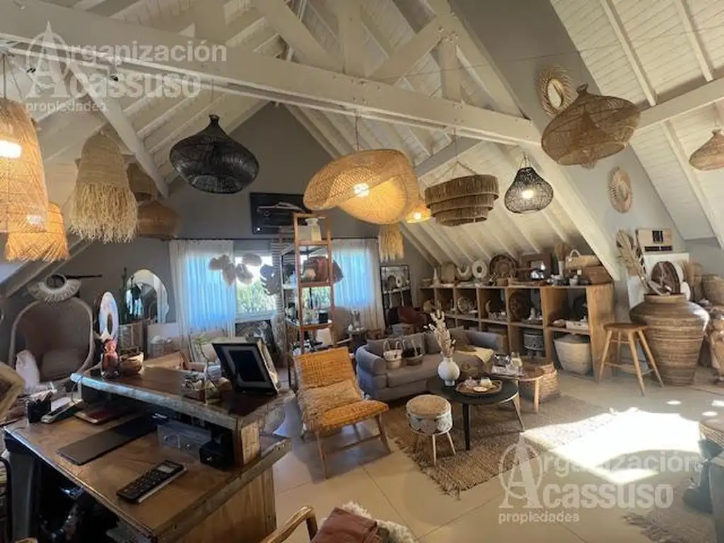 Oficina en Alquiler en Santa Barbara