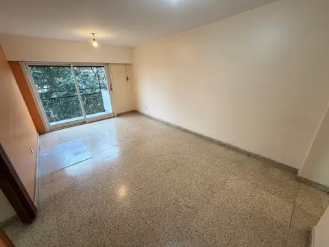 Roosevelt 5061, Piso 5 100