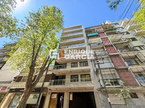 VENTA SEMIPISO 3 AMBIENTES ESTRENAR FRENTE BALCÓN Y PARRILLA