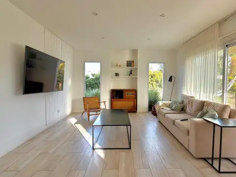 Casa en Alquiler al Oeste