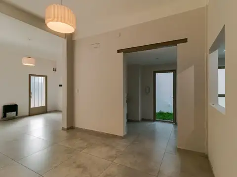 Depto Tipo Casa en Venta con 1 cocheras