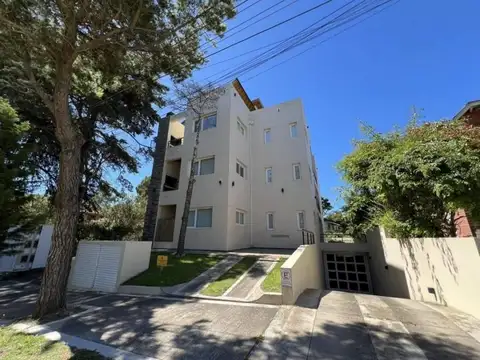 Departamento en venta - 2 Dormitorios 1 Baño - 72mts2 - Valeria del Mar