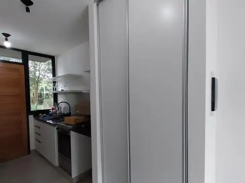 Depto Tipo Casa en Alquiler de 3 ambientes