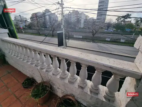 Depto Tipo Casa en Venta en Haedo Sur, USD 63.000