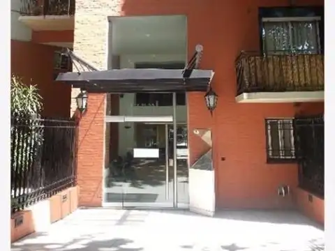 IMPECABLE DEPTO DE 2 AMB CON TERRAZA PROPIA!