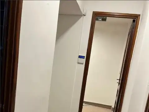 Oficina 2 ambientes con 1 baño