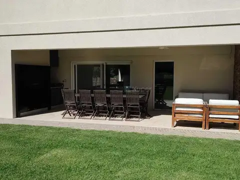 Casa en Alquiler Temporal A Estrenar
