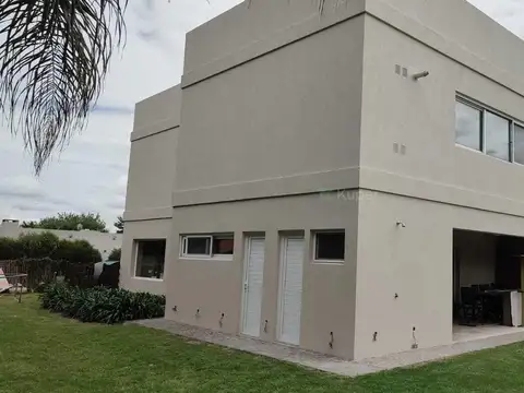 Casa en Alquiler Temporal en San Sebastián, USD 4.000