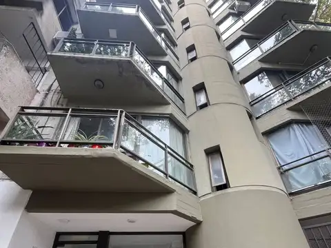 Semipiso al frente 57 e/ 2 y 3