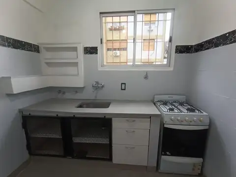 Departamento en Alquiler en Tapiales, $ 590.000