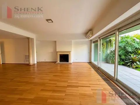 Casa en Alquiler 35 años