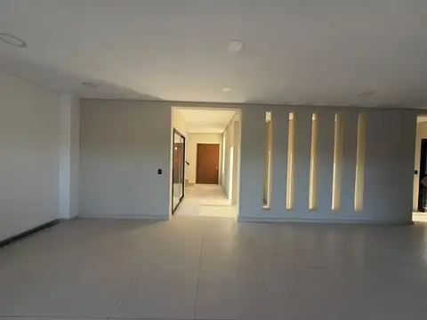 Casa en Alquiler de 4 dormitorios