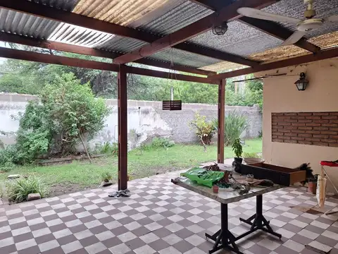 Venta de casa 2 dormitorios Pasaje Sargento Cabral