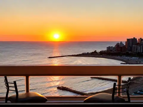 Venta Dpto 4 Amb Balcón Cochera Frente al Mar