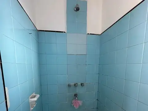 Luminoso monoambiente en alquiler. Apto profesional.