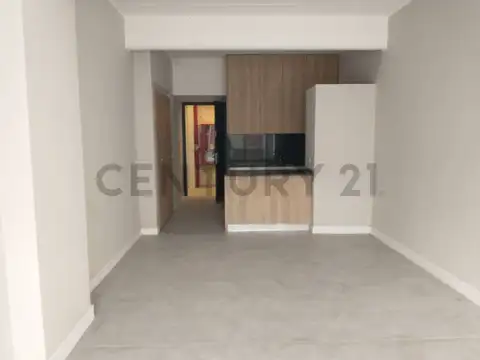 Pacheco 3100, Piso 0