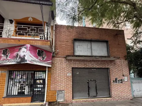 Local de 105 m2 con altura, San Miguel