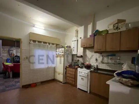 Departamento 5 ambientes con 2 baños