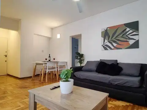 Uriarte 2400, Piso 4