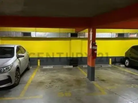 Av. Corrientes 6300, Piso 0