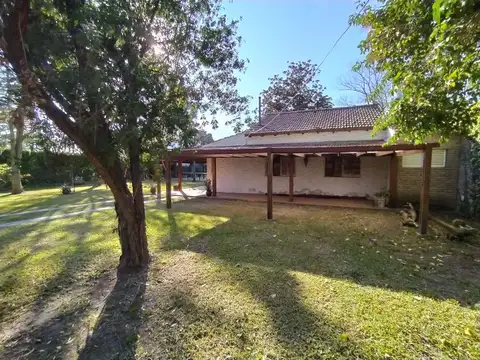 Casa sobre terreno de 2200 m²