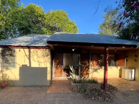 Casa 5 ambientes con 1 baño