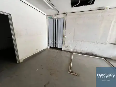 Local en Venta en Villa Gobernador Udaondo, USD 700.000