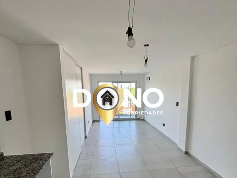 Depto Tipo Casa en Venta con 1 cochera