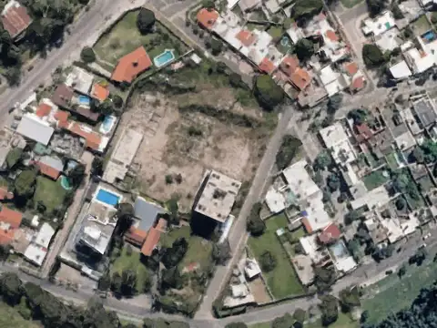 Avenida Ramón Mestre  al 3900