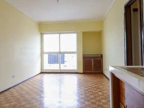 Arribeños al 2200, entre Mendoza y Olazabal