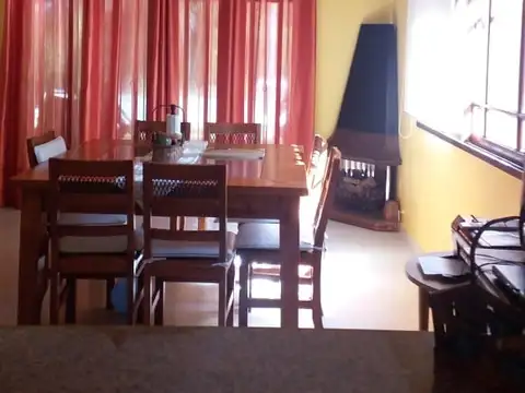 Casa en Venta con 5 cocheras