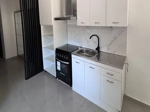Depto Tipo Casa en Alquiler en Mataderos, $ 700.000