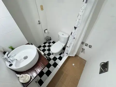 Depto Tipo Casa 4 ambientes con 2 baños