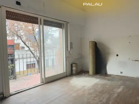 PH a reciclar de 3 ambientes con terraza propia