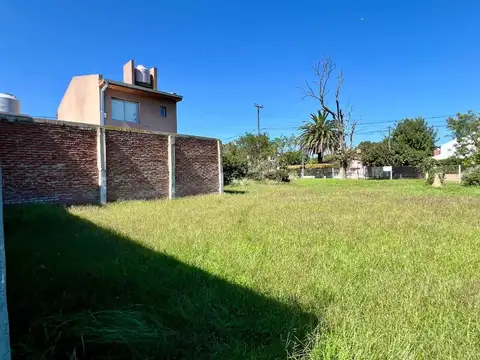 VENTA EXCELENTE TERRENO 225 M2 BARRIO LOS PINARES