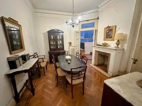 Departamento en Venta de 5 ambientes