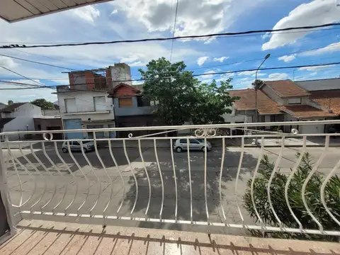 Depto Tipo Casa en Venta en San Jose, USD 155.000