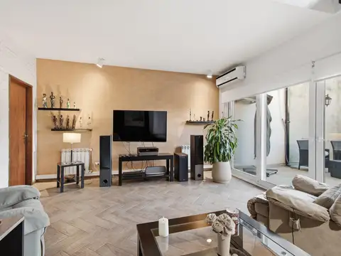 Casa en Venta con 1 cochera