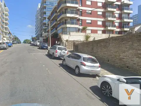 Gascón e/ Falucho y Alberti