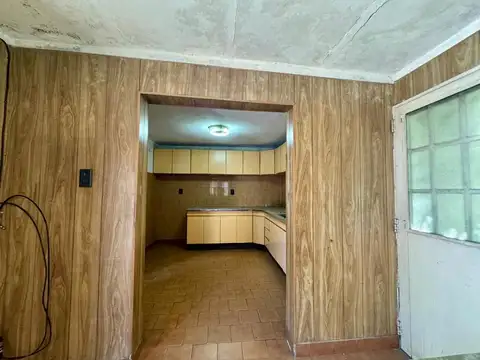 Casa 3 ambientes con 1 baño