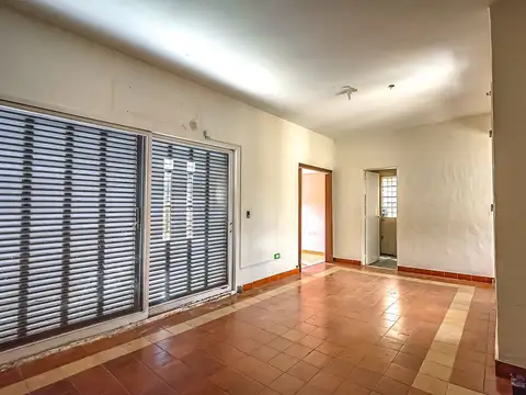 VENTA CASA CON JARDIN EN BARRIO BONANZA,PILAR