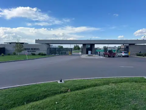 Vendo Lote con obra en Barrio Gran Boedo