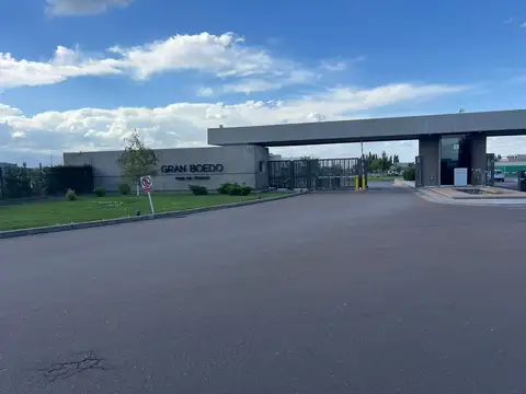 Vendo Lote con obra en Barrio Gran Boedo