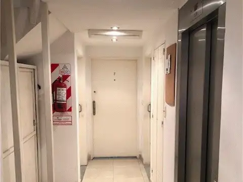 M Castro 400, Piso PB