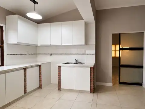 Casa en Alquiler en San Nicolás de los Arroyos, $ 850.000